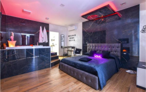 Beautiful home in Catania with Sauna, WiFi and 1 Bedrooms